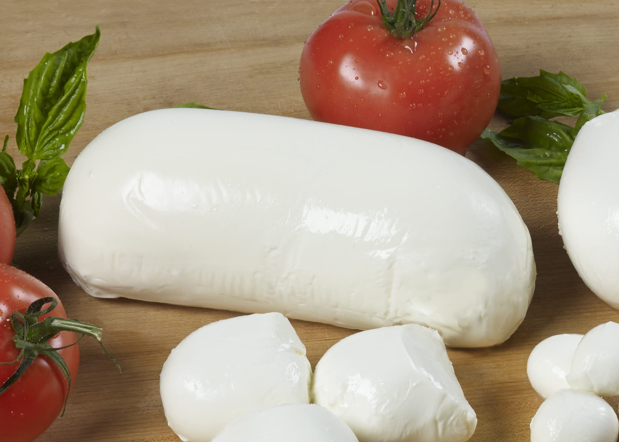 Fresh Mozzarella Logs